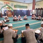 Brimob Metro Jaya Tadarus Ramadan di Cipinang