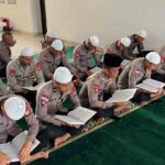 Brimob Metro Jaya Tadarus Daring Ramadan