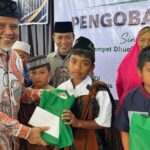 Senator Muhammad Nuh Gelar Khitanan Massal dan Pengobatan Gratis di Kabupaten Dairi