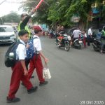 Satuan Brimob Metro Jaya Atur Lalu Lintas di Petamburan, Arus Kendaraan Lancar